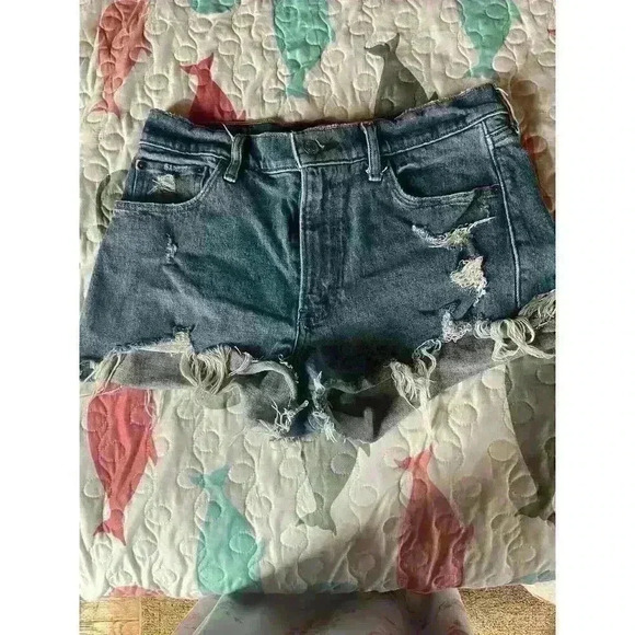 Abercrombie & Fitch jean shorts mid rise mom shorts 28/6 - Picture 1 of 3